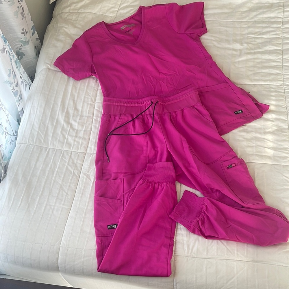 Greys Anatomy hot pink scrub set